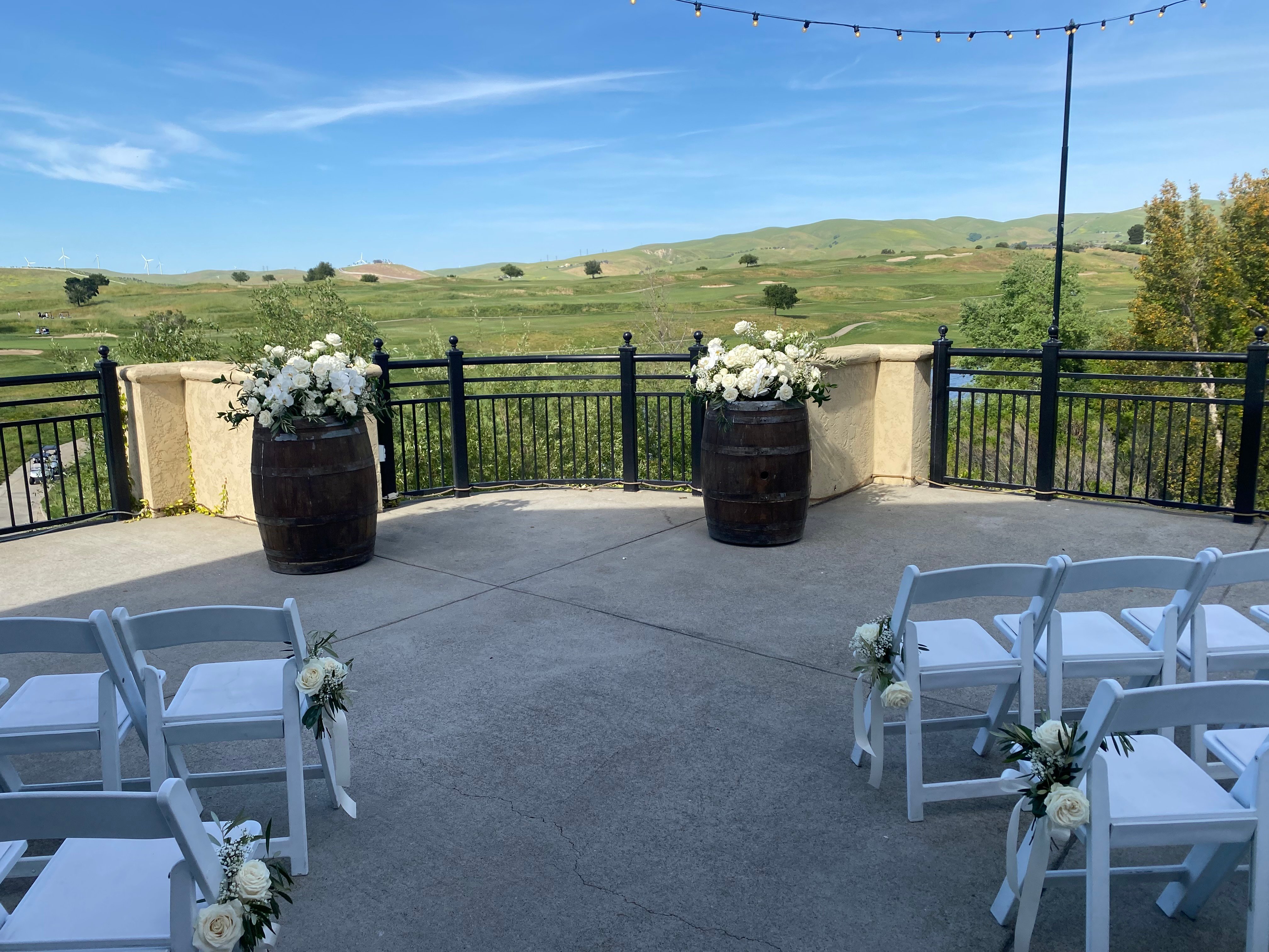 Poppy Ridge Weddings Outdoor Barrel Ceremony image_50411521