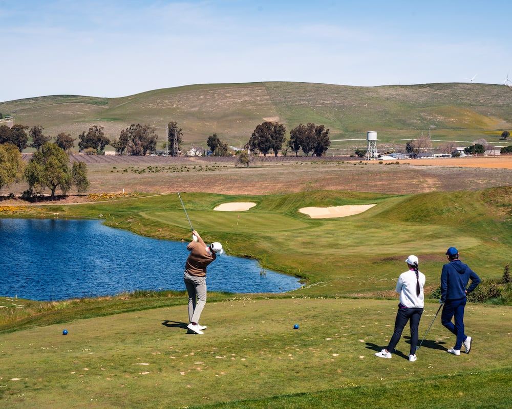 Poppy Ridge group par 3 impact